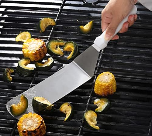 New Star Foodservice Commercial Grade Plastic Handle Flexible Grill Turner/Spatula, 14.5-Inch, White
