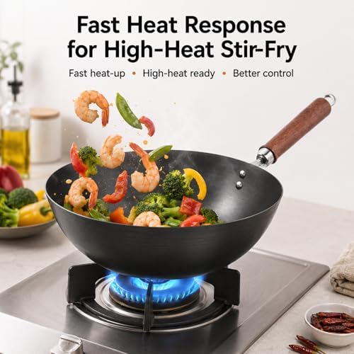 WANGYUANJI 10.24-Inch Carbon Steel Wok with Lid, Flat Bottom Small Wok Pan for 1–3 Servings, Uncoated Stir Fry Pan, Glass Lid, Induction/Gas/Electric Compatible, Wood Handle, Black