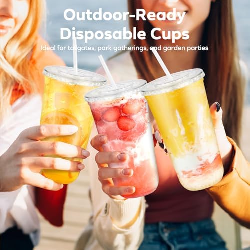 25 Pack 20 oz Round Bottom Plastic Cups with Lids and Straws, Clear Cups