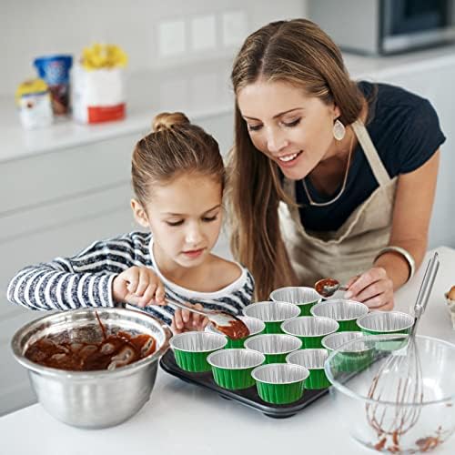 100Pcs Aluminum Cups with Lids,5oz Disposable Ramekin Baking Cups Muffin Liners Mini Pie Pans Foil Cupcake Containers for Christmas Party Wedding Party,Green
