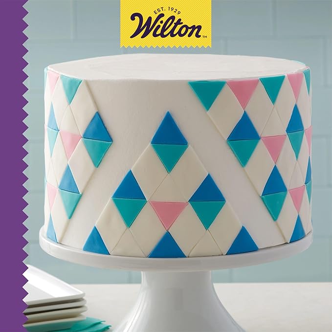 Wilton 2-Piece 9 x 2 Inch Round Cake Baking Pan Set, Even Heating Aluminum Bakeware for Tiered & Layered Cakes, Made without PFAS, Packaging May Vary