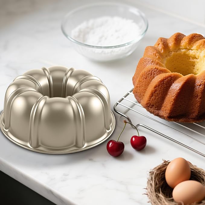 10 Inch Cake Pan, Nonstick Round Fluted Tube Cake Baking Pan, Buntz Pound Cake Mold,Tube Bakeware,Baking Mold for Jello/Gelatin/Chocoflan, Non Toxic, Easy Clean - Gold