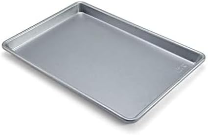Chicago Metallic Commercial II Traditional Uncoated True Jelly Roll Pan, Make jelly rolls, cookies, pizza, one-pan meals, and more, 15-Inch by 10-Inch