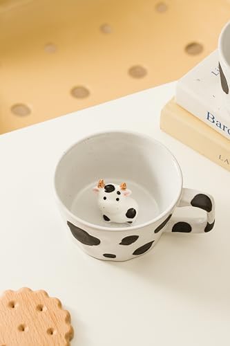DIHOclub Farmhouse Ceramic Coffee Mug with Animal Figurine – Rustic Stoneware Cup, Matte Finish, Ideal for Breakfast & Home Decor (Black White Cow)