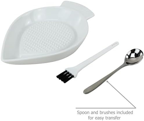 EIKS Ceramic Grater Plate Grinding Dish with Spoon and Brushes