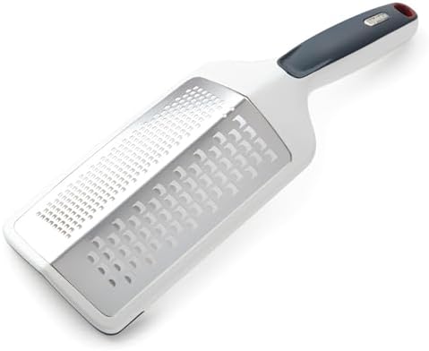 Zyliss SmoothGlide Dual Grater – Handheld with Stainless Steel Blades & Ergonomic Handle – Dual-Sided Medium & Coarse Grater for Cheese, Vegetables, Chocolate & More with Protective Cover