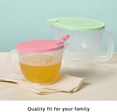 Tupperware Classic Mix-N-Store Pastel Pitcher Set (2 Pitchers, 2 Lids)