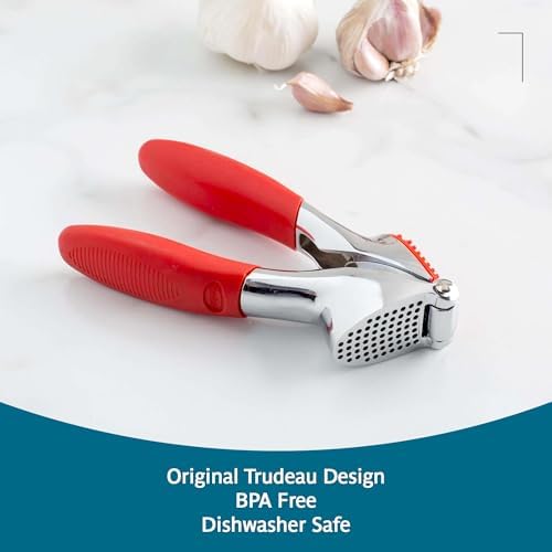 Trudeau Garlic Press - Effortless Garlic Crusher with Built-In Cleaning Aid, Large Garlic Chamber, Comfortable Ergonomic Handle, BPA-Free & Dishwasher-Safe - Quick and Easy Meal Preparation