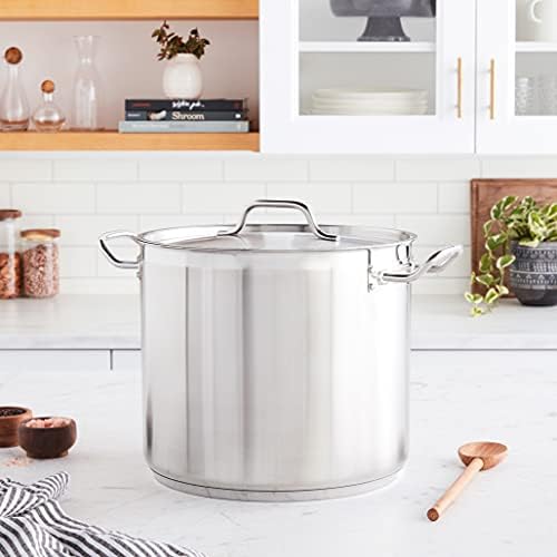 Winco Silver 20 qt Stainless Steel Stock Pot with Cover