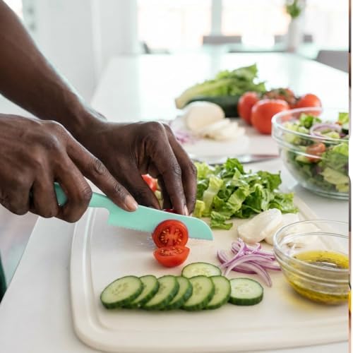 4 Pack Lettuce Knife 11/8.5" Plastic Cake Knifes to Prevent Browning Serrated Kitchen Cutter for Cutting Fruits, Cakes and Bread Dishwashable Safe for Kids Nylon Cutters for Nonstick Pans (Green, L&S)