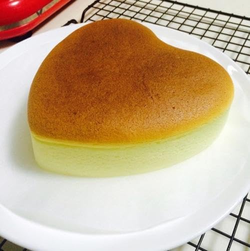 10 Inch Heart Shaped Cake Pan, Aluminum Heart Cake Mold, Heat-Resistant Baking Cake Pan for Wedding, Party, Family Occasions, Chocolate, Bread. (10 × 2 Inch)