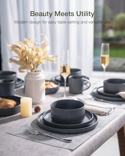 Famiware Star Plates and Bowls Sets, 18pc Modern Stoneware Dinnerware for 6