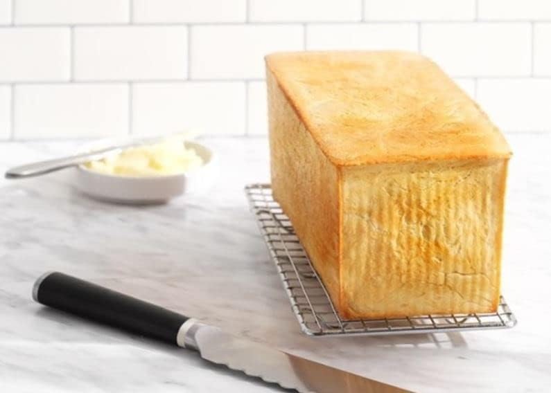 USA Pan Pullman Loaf Pan, 9 x 4 x 4, Aluminized Steel (Pack of 3)