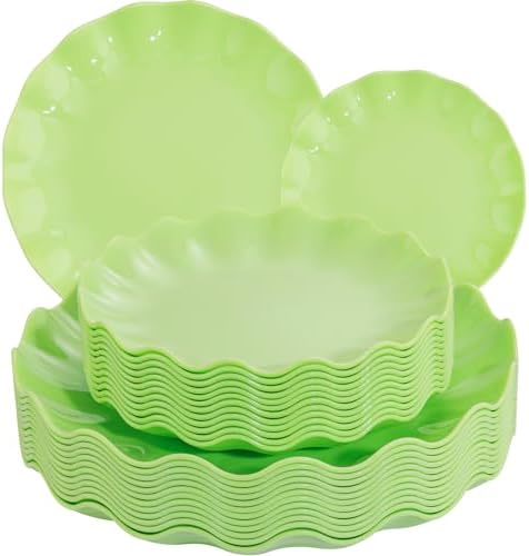LIYH 24Pcs Green Unbreakable Plastic Plates for Birthday Scalloped