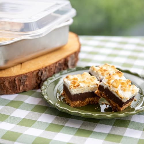 Nordic Ware Natural Aluminum Commercial Square Cake Pan with Lid, Exterior 9.88 x 9.88 Inches