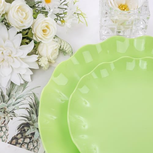 LIYH 24Pcs Green Unbreakable Plastic Plates for Birthday Scalloped