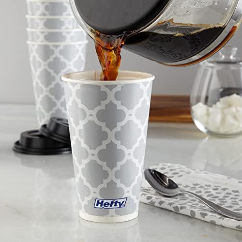 Hefty Disposable Hot Cups with Lids, Insulated Paper Coffee Cups for Tea, Cocoa and Hot Beverages, Leak Resistant Single Use Drink Cups, 16 Ounce, 20 Count