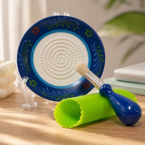 Ceramic Garlic Grater Plate Set – Hand-Painted Floral 4-Piece Set with Silicone Peeler, Cleaning Brush & Display Stand – Porcelain Grater Dish for Garlic & Ginger (Blue)