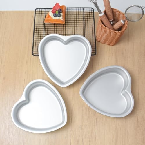 Heart Shaped Cake Pans, 7 x 2 Inch, Set of 3, Aluminum