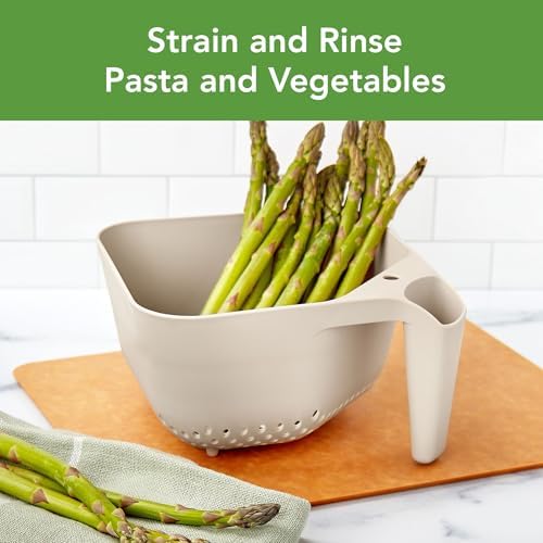 Tovolo Elements Square Colander with Handle Strainer Basket for Pasta Fruit Berries Veggies, Easy to Clean BPA Free Heat Resistant Plastic Colander with Spout 3 Quart Kitchen Strainer, Oatmeal