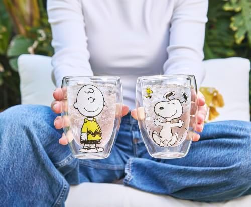 Silver Buffalo Peanuts Snoopy, 2 Pack Double Walled Glass Set, 12.5oz