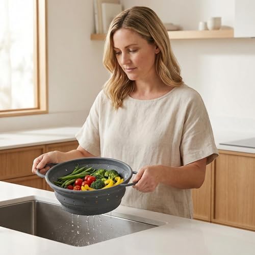 Collapsible Silicone Colander with Handles, Round Strainer with Stainless Steel Rim, Space Saving Kitchen Tool for Fruits & Vegetables,BPA-Free,Heat-Resistant Pasta Drainer(Gray, S+L)