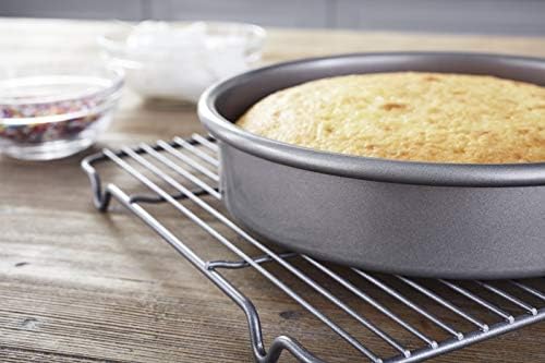 Chicago Metallic 9 Inch Round Cake Pan