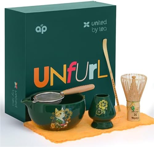 Cat Matcha Set Green, Bowl with Whisk Holder Scoop Sifter and Cloth, Japanese Tea Ceremony Kit, Unfurl Gift Box