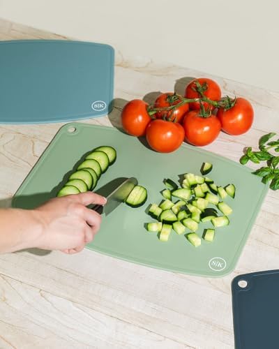 The Silicone Kitchen 3-Piece Premium Silicone Cutting Board Set, Flexible, Non-Slip, Knife-Friendly. BPA Free, Non-Toxic, 100% Food-Grade Silicone