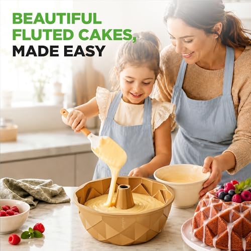 NutriChef 9-Inch Cake Pan - 9 Cups Nonstick Heavy Cast Aluminum Cake Mold for Baking - French Wreath Design for Uniform Baking - Easy to Clean, Gold