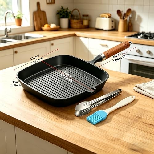 Cast Iron Grill Pan, 8.6 inch Griddle Pan Skillet with Pour Spout & Wooden Handle