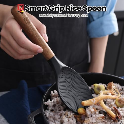 WAGENSTEIGER Silicone Rice Paddle with Wooden Handles: Non-Stick Rice Spoon, Mashed Potato Serving Spoon, Heat Resistant Cookware, Protects Surfaces with Gentle Head Design