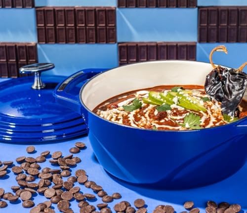 Lodge USA Enamel 4.5 Quart Dutch Oven, Smooth Sailing