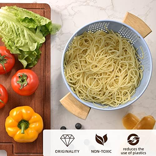 Metal Colander with Wood Handle and Stable Base, Powder Coated Steel Kitchen Strainer Basket for Draining Pasta, Vegetable and fruit(5.5quart,Blue)