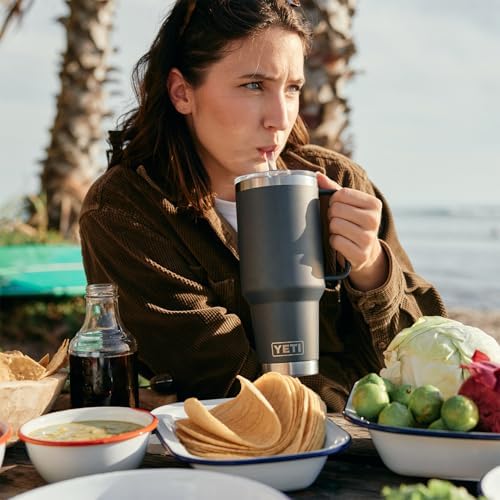 YETI Rambler 42 oz Tumbler with Handle and Straw Lid, Travel Mug Water Tumbler, Vacuum Insulated Cup with Handle, Stainless Steel, Cape Taupe