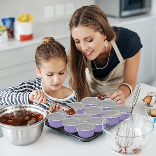 100Pcs Aluminum Cups with Lids,5oz Disposable Ramekin Baking Cups Muffin Liners Mini Pie Pans Foil Cupcake Containers for Christmas Party Wedding Party,Purple
