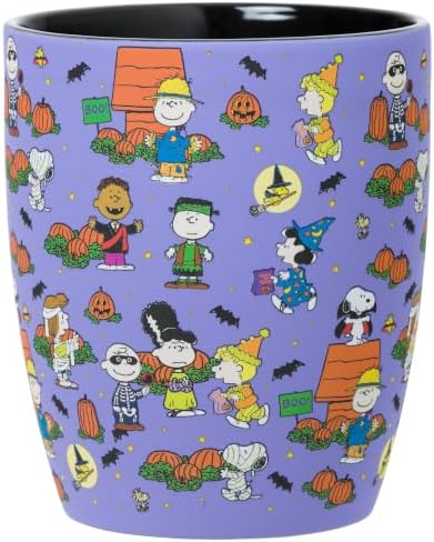 Silver Buffalo Peanuts Group Halloween Pumpkin Patch, Ceramic Mug, 25oz