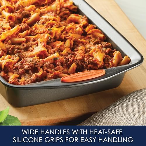 Rachael Ray Yum-o! Nonstick Bakeware Oven Lovin' Rectangle Cake Pan