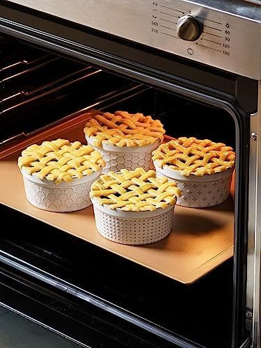 LE TAUCI Ramekins Oven Safe with Lids, 8 oz Ramikin Set for Creme brulee, Souffle, Dipping Sauces, Ceramic Food Storage Containers, Baking Dishes - 4.4 inch, Set of 4, Arctic White
