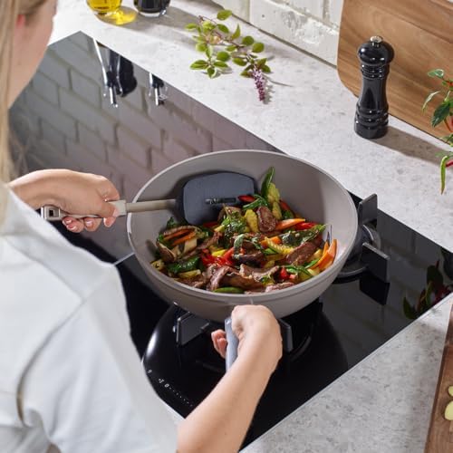 Fissler Ceratal Comfort 11 Inch Ceramic Non-Stick Wok, 3.9 Quart, Warm Grey, Made without added PFAS/PTFE, All Stovetops Including Induction, Made in Germany