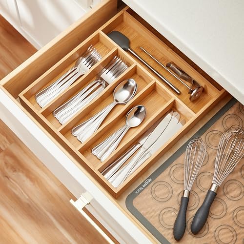 Amazon Basics Silverware Set, Stainless Steel Flatware, Dishwasher Safe, Service for 4, 20-Piece Forks and Spoons, Crown Edge, Everyday Use (Pack of 10)