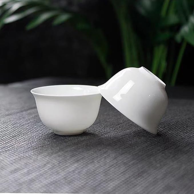 Liang baobao Chinese Traditional Tea Tasting Cup Set of 4, 1.6oz White Porcelain Mini Cups for Gongfu Tea Ceremony (White)