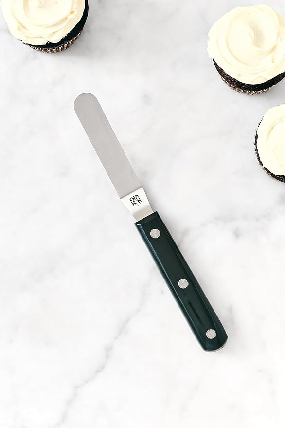 King Arthur Baking Company Offset Spatula, Japanese Stainless Steel, 4-Inch Flexible Blade, For Precise Cake Decorating