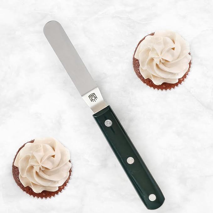 King Arthur Baking Company Offset Spatula, Japanese Stainless Steel, 4-Inch Flexible Blade, For Precise Cake Decorating