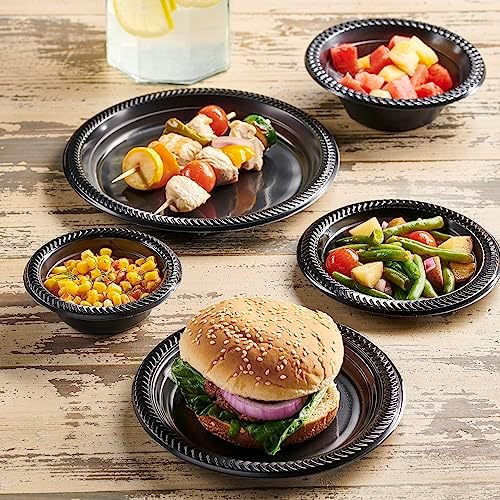 PLASTICPRO 200 PCS Black Plastic Plates Light Weight 9 Inch Plastic Dinner Plates Black Plate Disposable for Party and Wedding