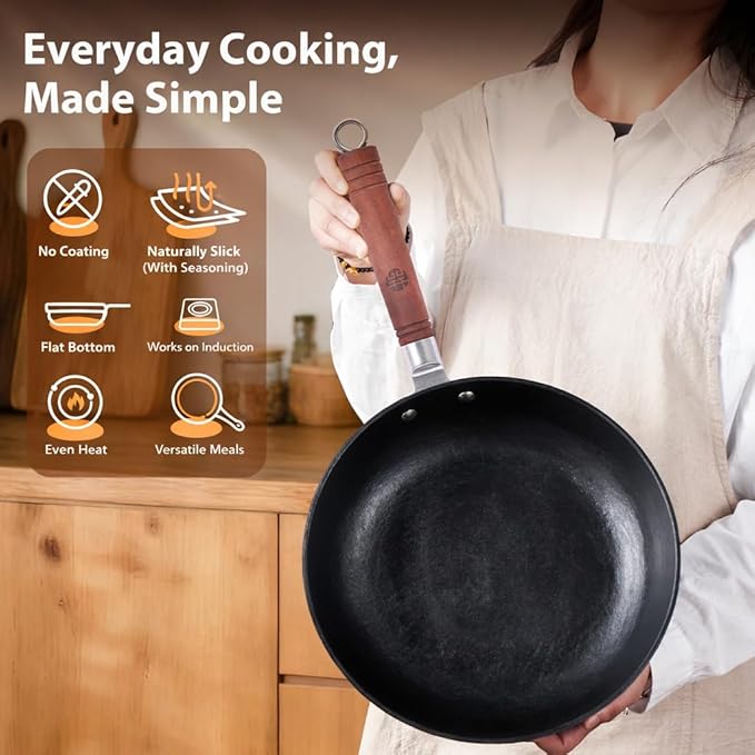 WANGYUANJI 11 Inch Cast Iron Skillet with Lid, Uncoated Frying Pan with Refined Tortoise Shell Texture, Handcrafted Flat Bottom Omelet Pan for Induction & Gas, Includes Brush & Steel Wool