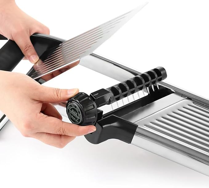 GYH&GXR Mandoline slicer Mandoline food slicer for kitchen Adjustable stainless steel blades Vegetable Chopper Potato Tomato Carrot Vegetable Fruit and Onion Cutter