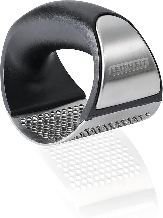 Leifheit Garlic-King Proline Garlic Press, Precision Cutting Garlic Mincer with Crush-Free Design, Ergonomic Easy-Press Handle, Dishwasher Safe Tool for Flavorful Garlic Prep, Black/Silver