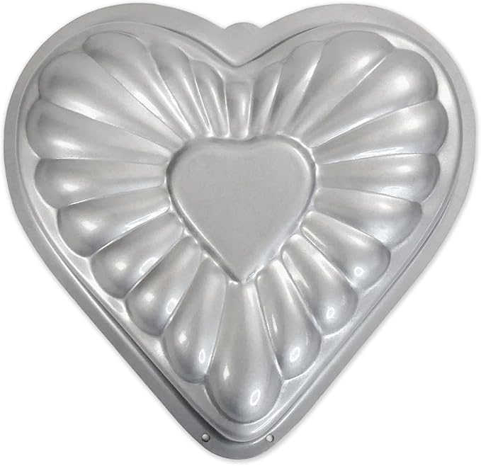 USA Pan Global Bakeware Fancy Heart Cake Pan
