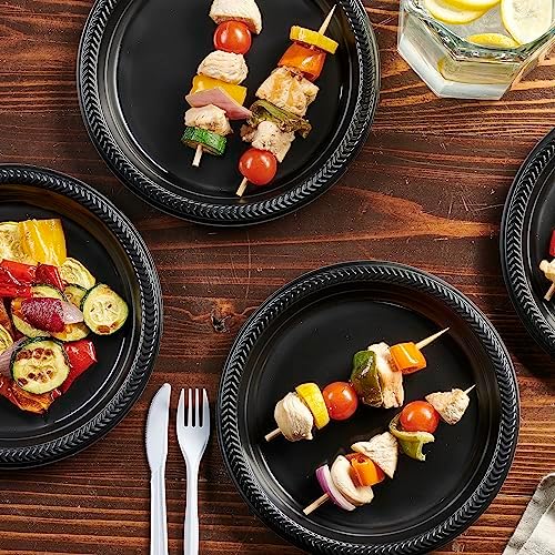PLASTICPRO 200 PCS Black Plastic Plates Light Weight 9 Inch Plastic Dinner Plates Black Plate Disposable for Party and Wedding